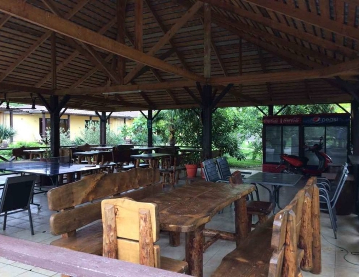 Рестораны и бары - Коттеджный комплекс «Бамбора» Гудаута